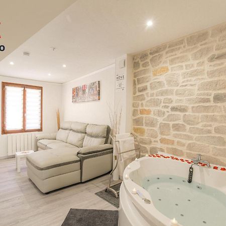 La Suite Neuvilloise Neuville-sur-Saône Exterior foto