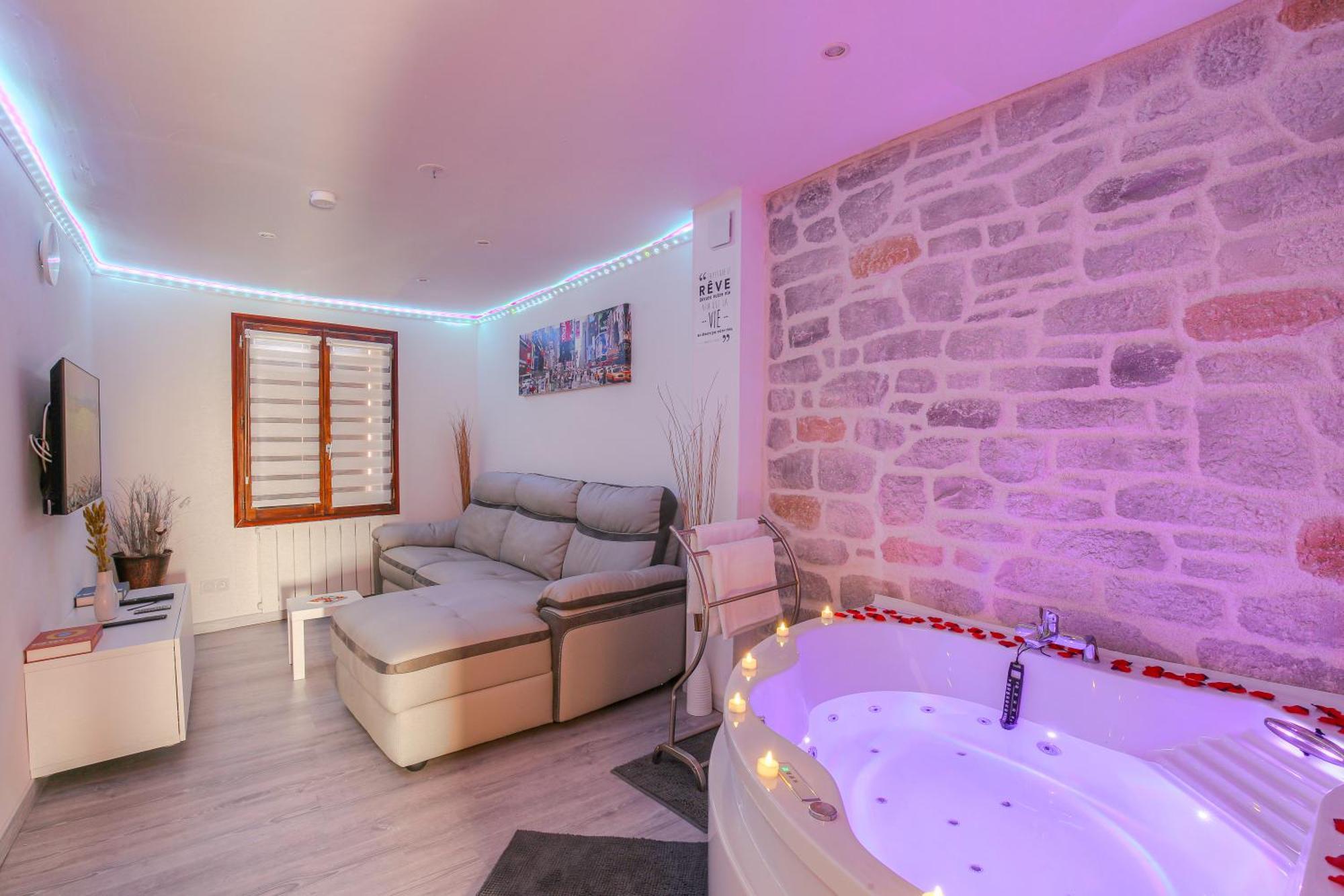 La Suite Neuvilloise Neuville-sur-Saône Exterior foto
